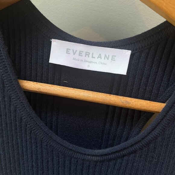 Everlane Women's Ribbed Knit Sleeveless Midi Dress Size S Navy Blue Viscose & Po - Picture 2 of 4